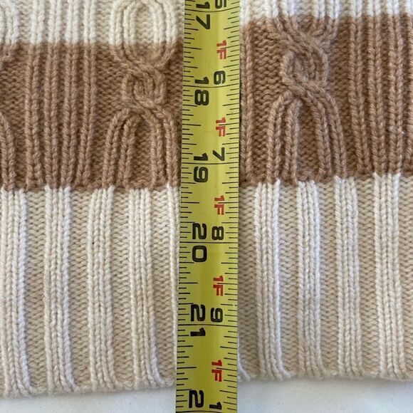 Sold sold Daniel Bishop 100% Cashmere Turtleneck Sweater Tan Ivory size - Picture 9 of 9